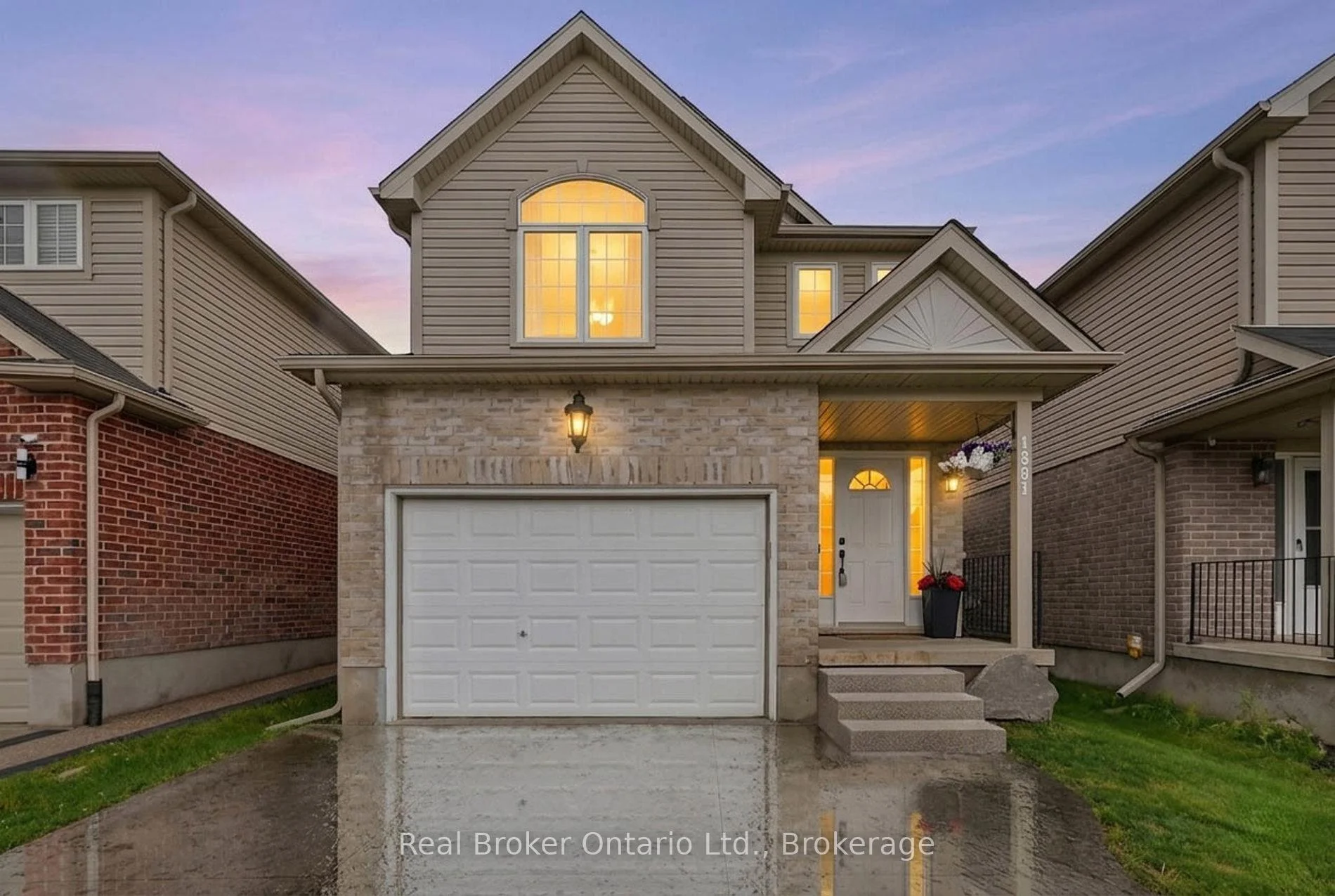 Photo 7 of 1381 Old Zeller Drive, Kitchener — HOMEH