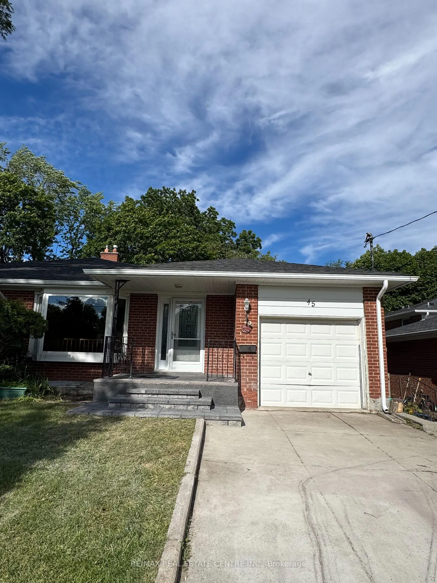 Photo 1 of 45 Sherwood Forest Drive, Markham, Bullock — HOMEH