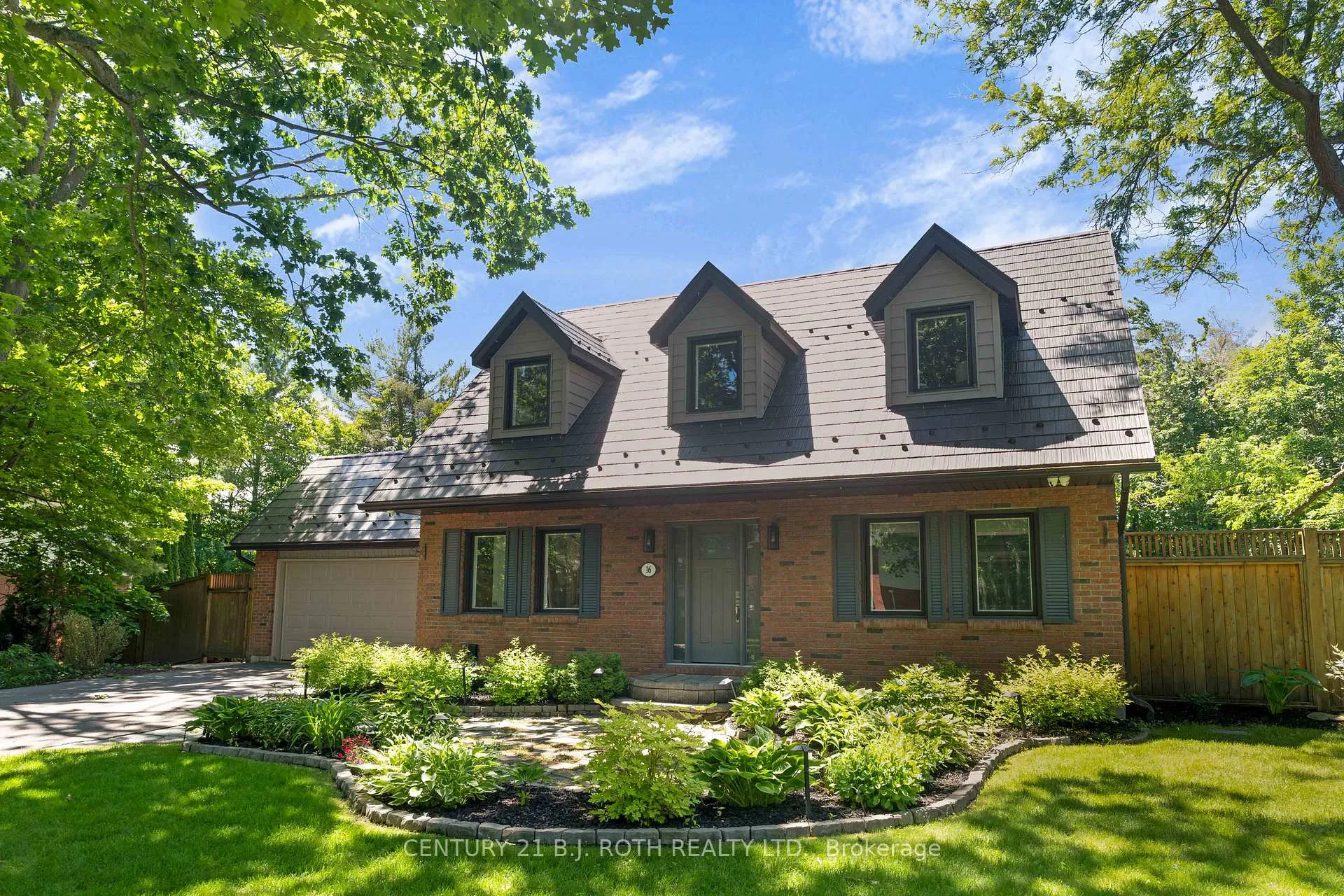 Photo 2 of 16 Spence Avenue, Springwater, Midhurst — HOMEH
