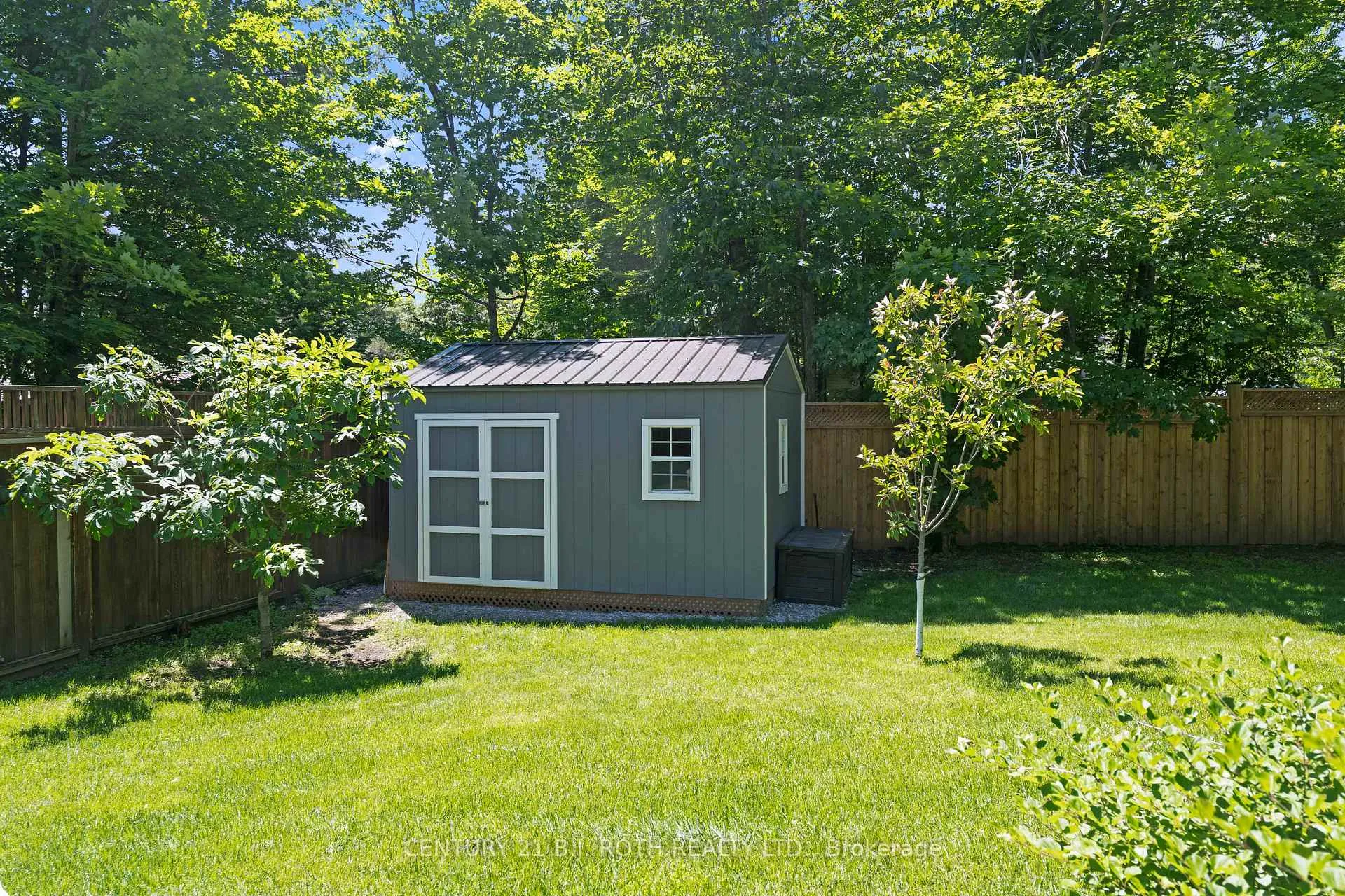 Photo 35 of 16 Spence Avenue, Springwater, Midhurst — HOMEH