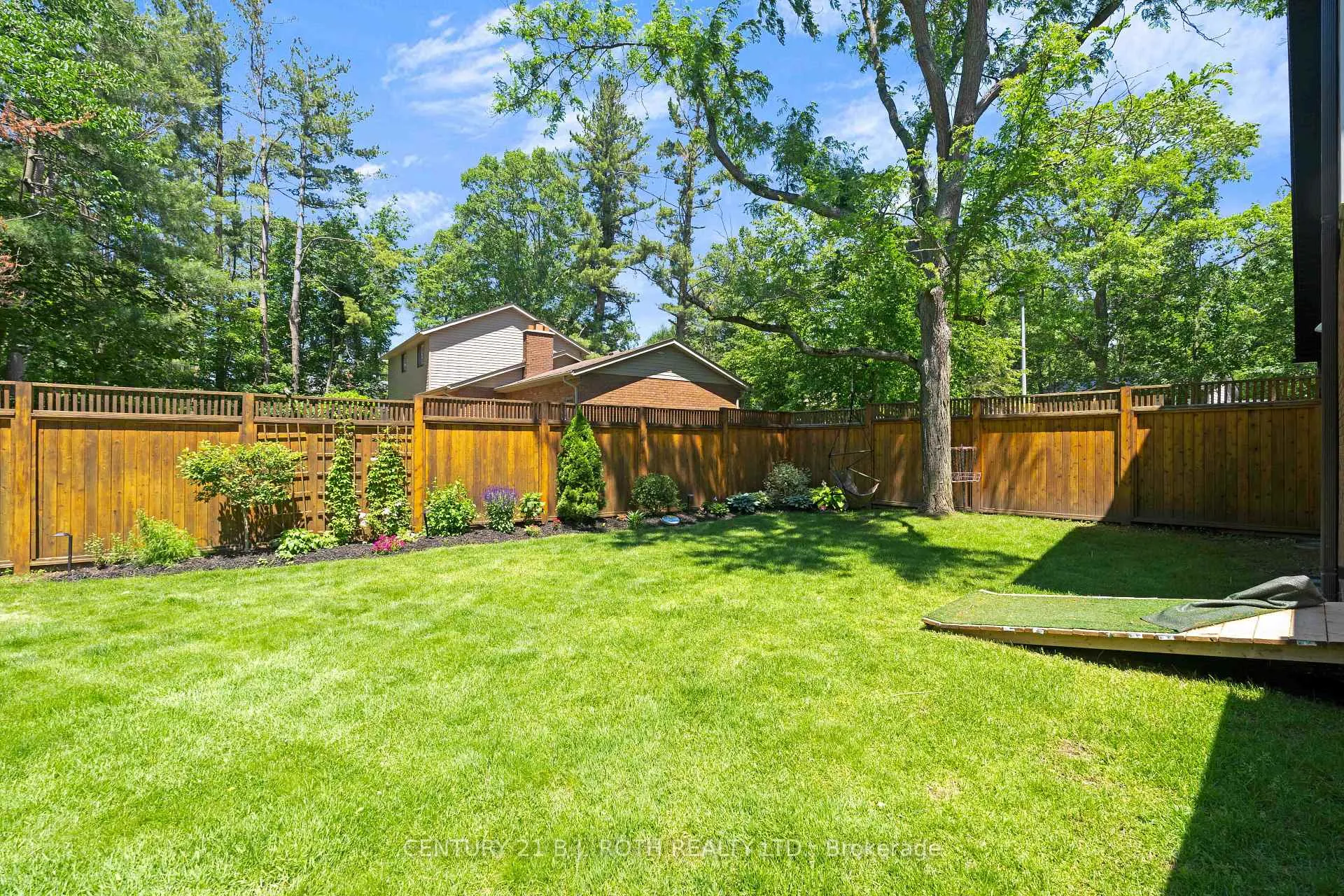 Photo 41 of 16 Spence Avenue, Springwater, Midhurst — HOMEH