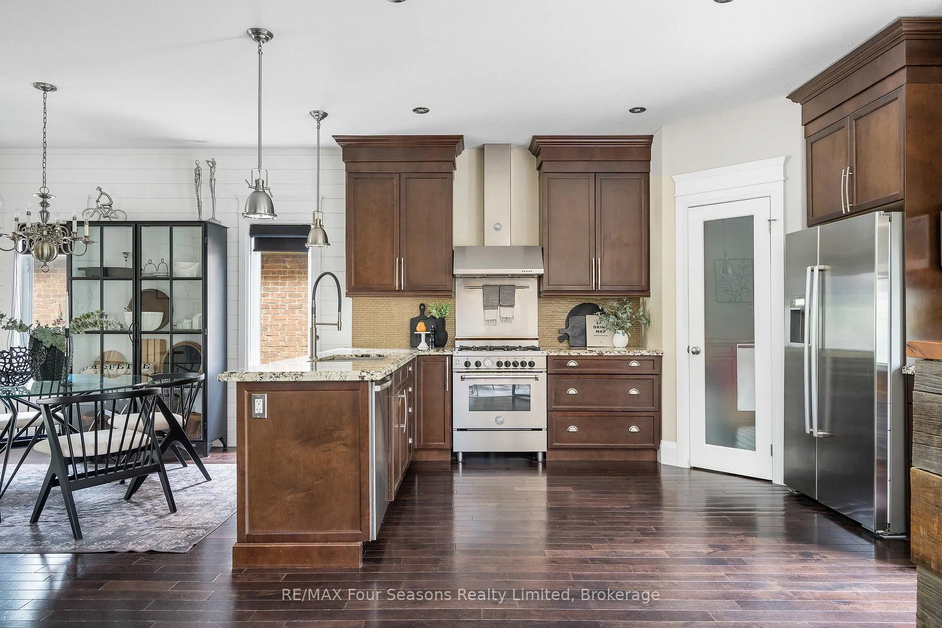 Photo 15 of 37 Chamberlain Crescent, Collingwood — HOMEH