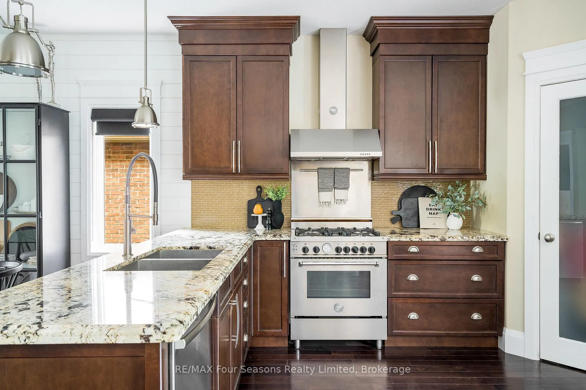 Photo 18 of 37 Chamberlain Crescent, Collingwood — HOMEH