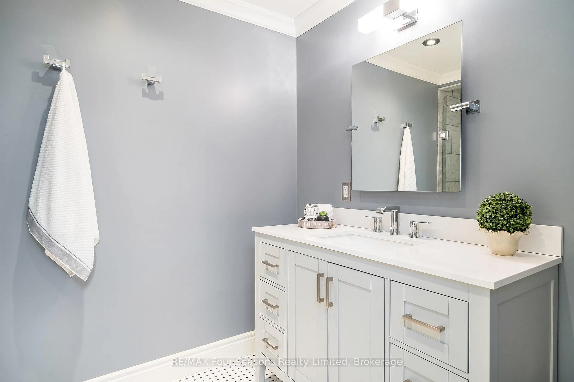 Photo 27 of 37 Chamberlain Crescent, Collingwood — HOMEH