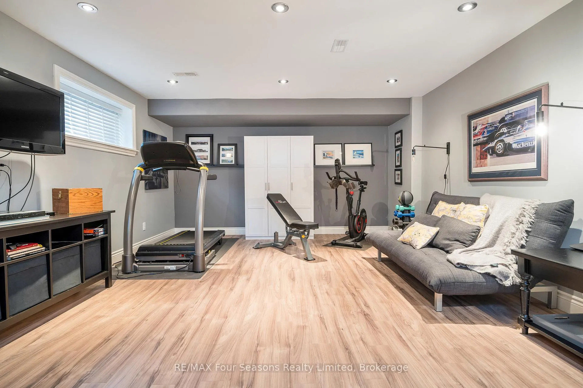 Photo 29 of 37 Chamberlain Crescent, Collingwood — HOMEH