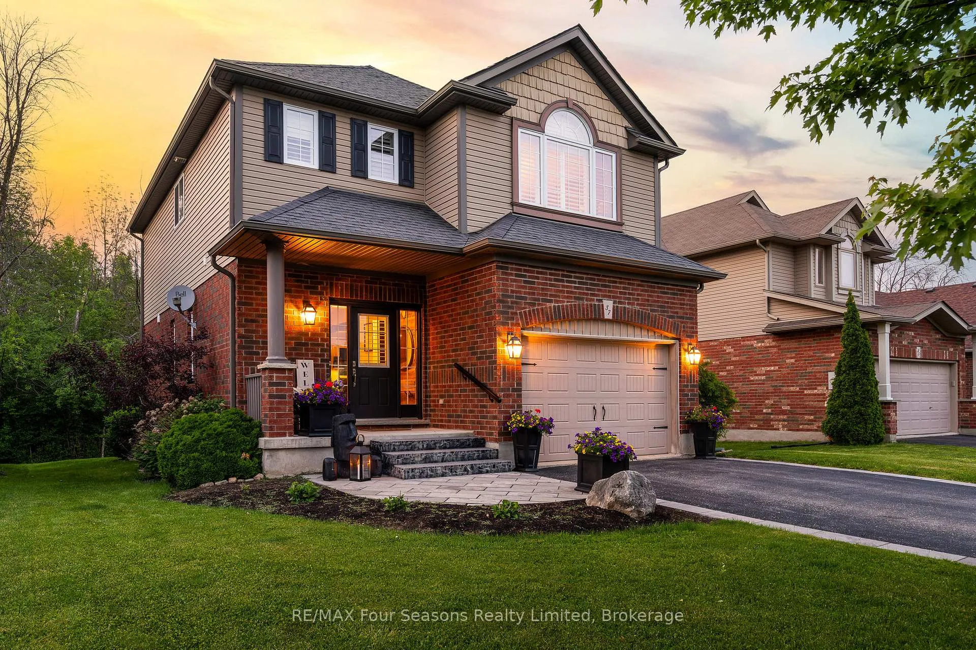 Photo 38 of 37 Chamberlain Crescent, Collingwood — HOMEH