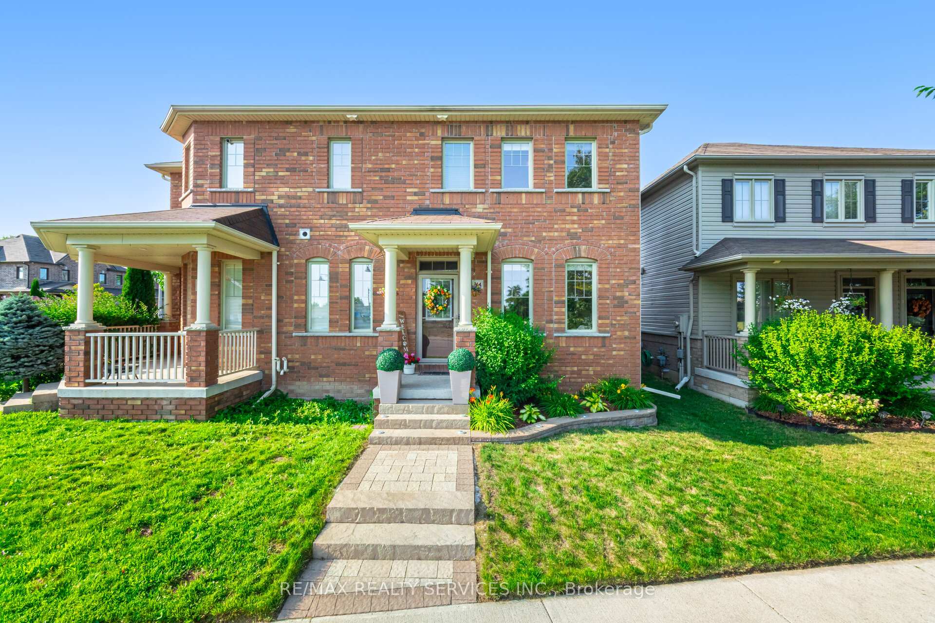 Photo 2 of 314 Brookhill Boulevard, Clarington, Bowmanville — HOMEH