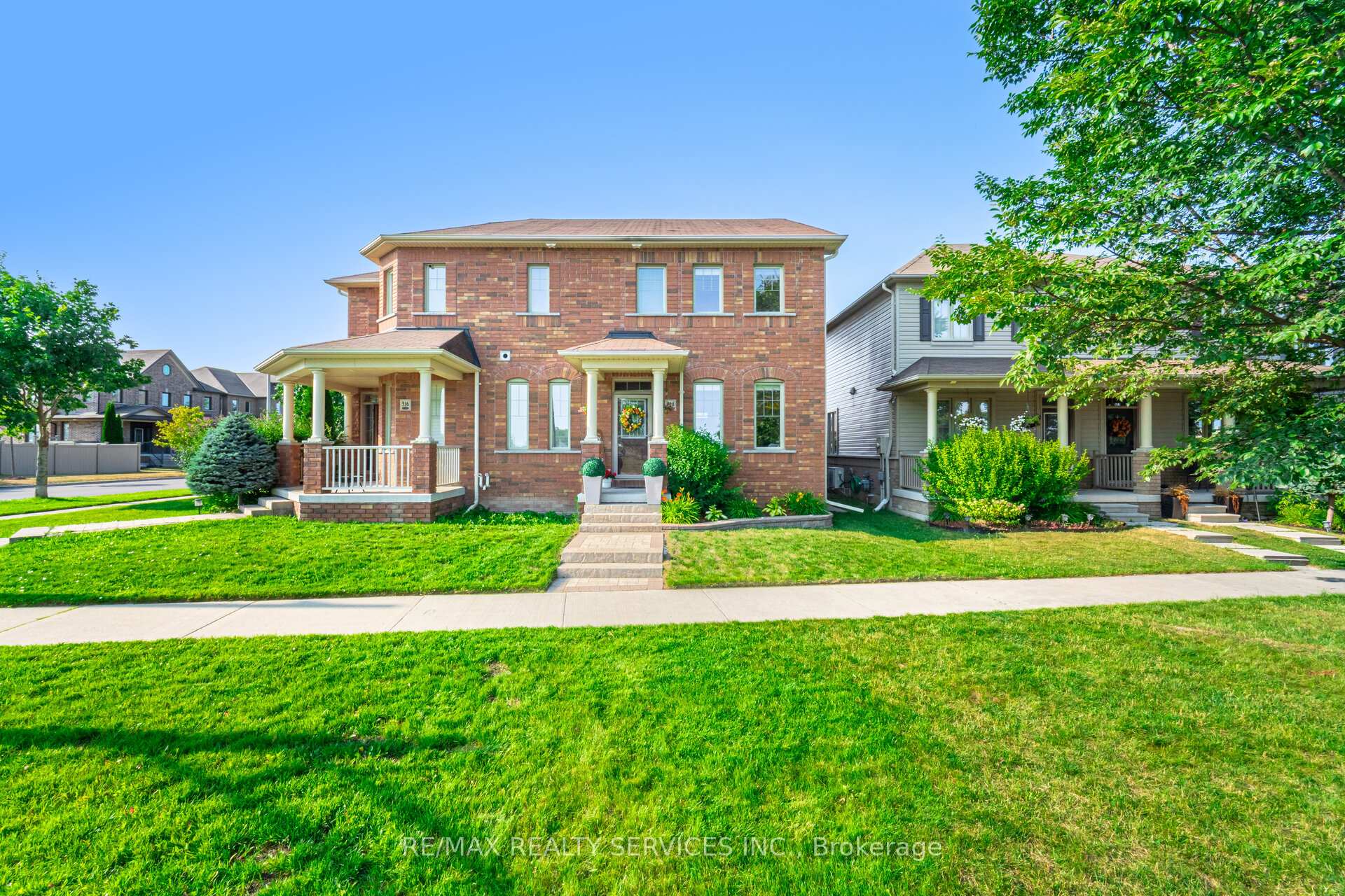 Photo 3 of 314 Brookhill Boulevard, Clarington, Bowmanville — HOMEH