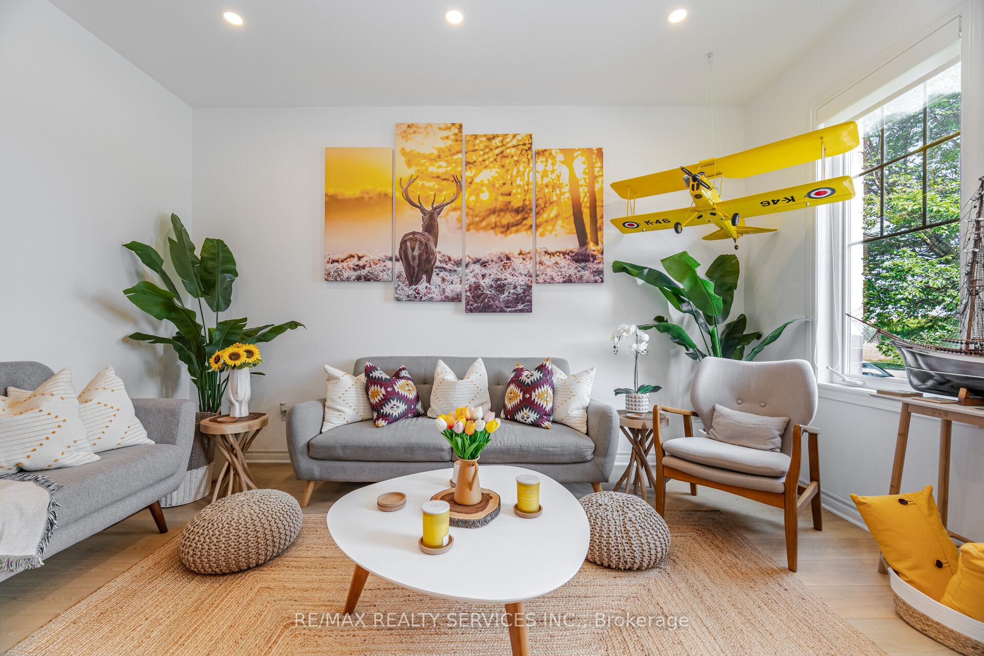 Photo 7 of 314 Brookhill Boulevard, Clarington, Bowmanville — HOMEH