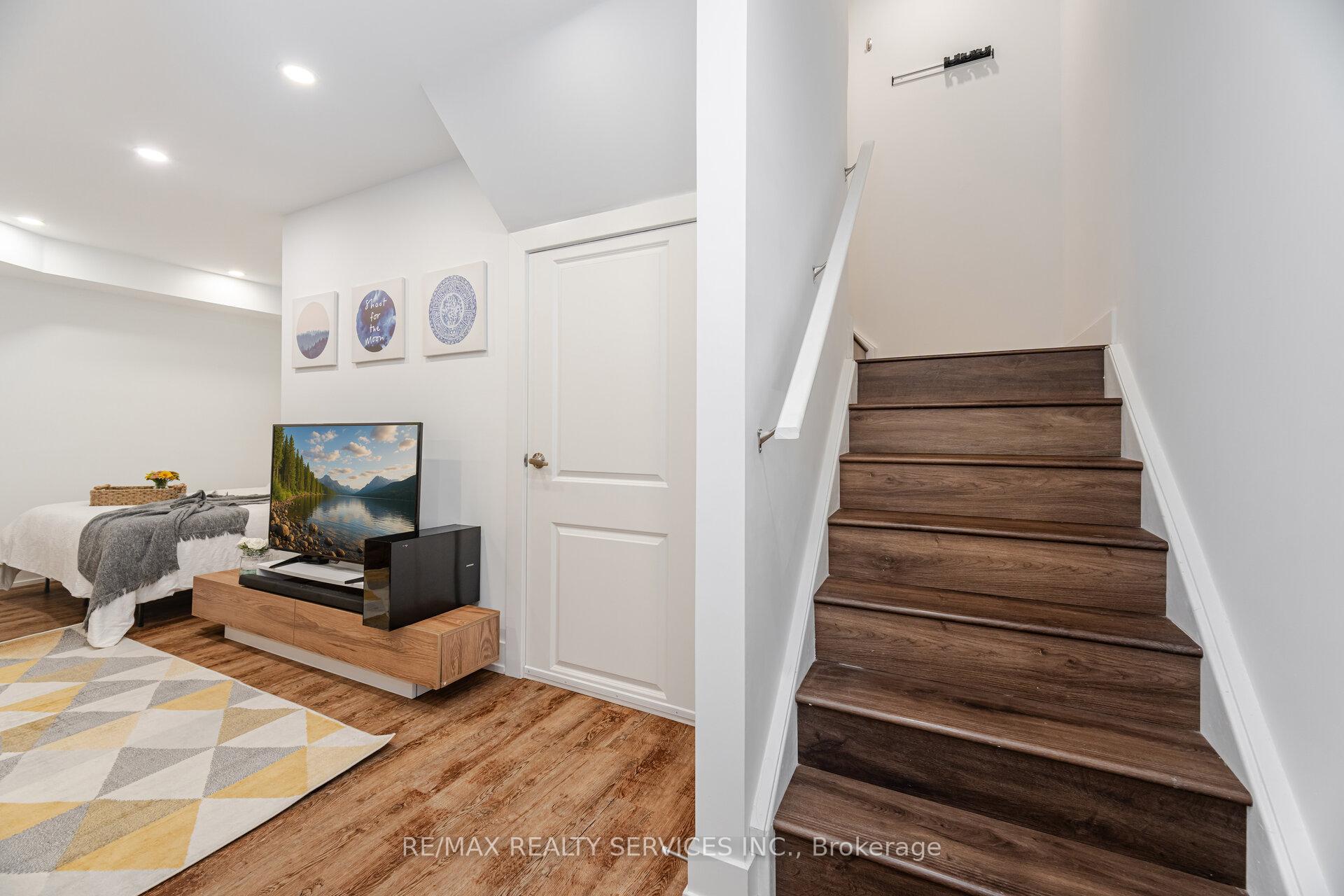 Photo 34 of 314 Brookhill Boulevard, Clarington, Bowmanville — HOMEH