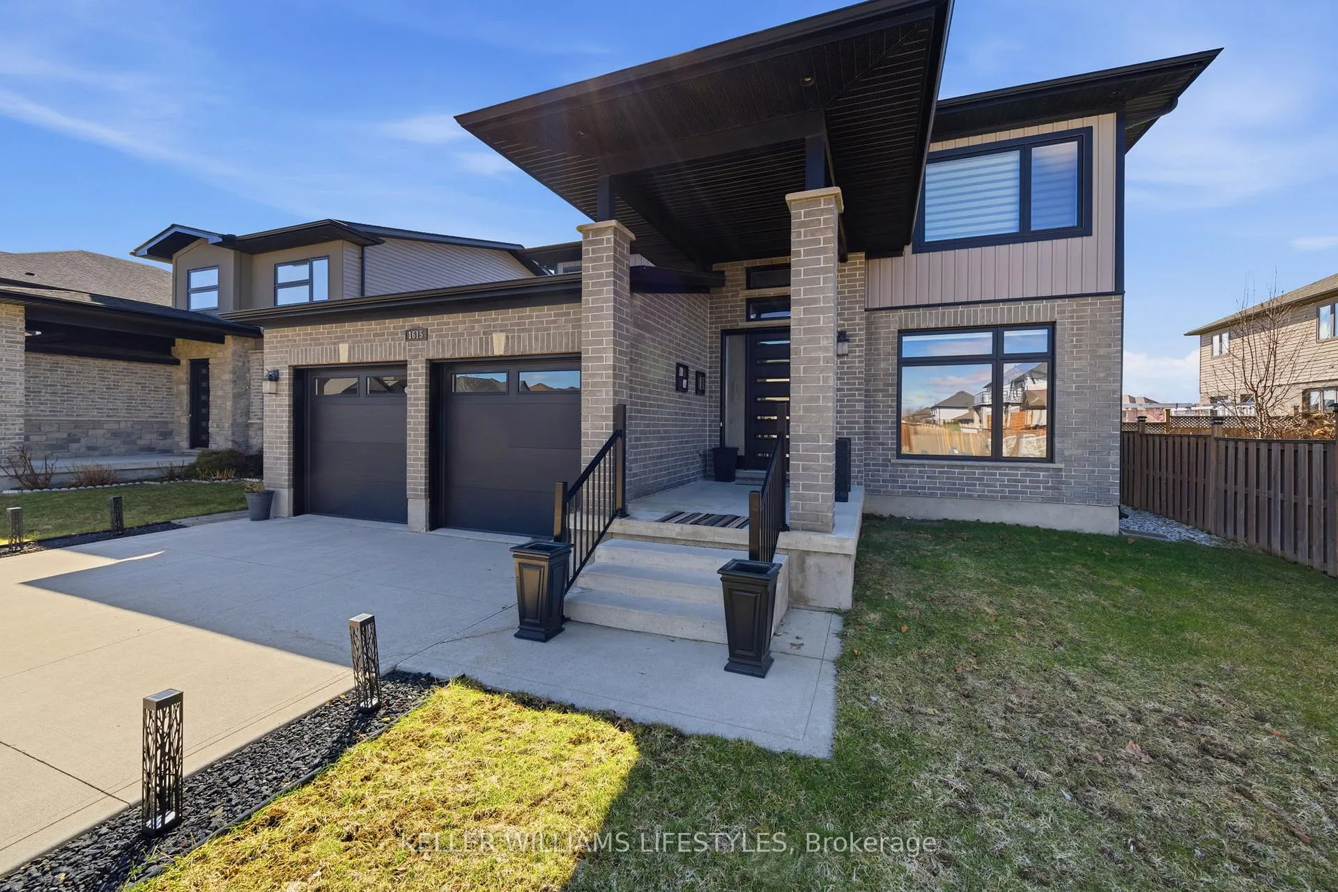 Photo 4 of 1615 Sandridge Lane, London, North D — HOMEH