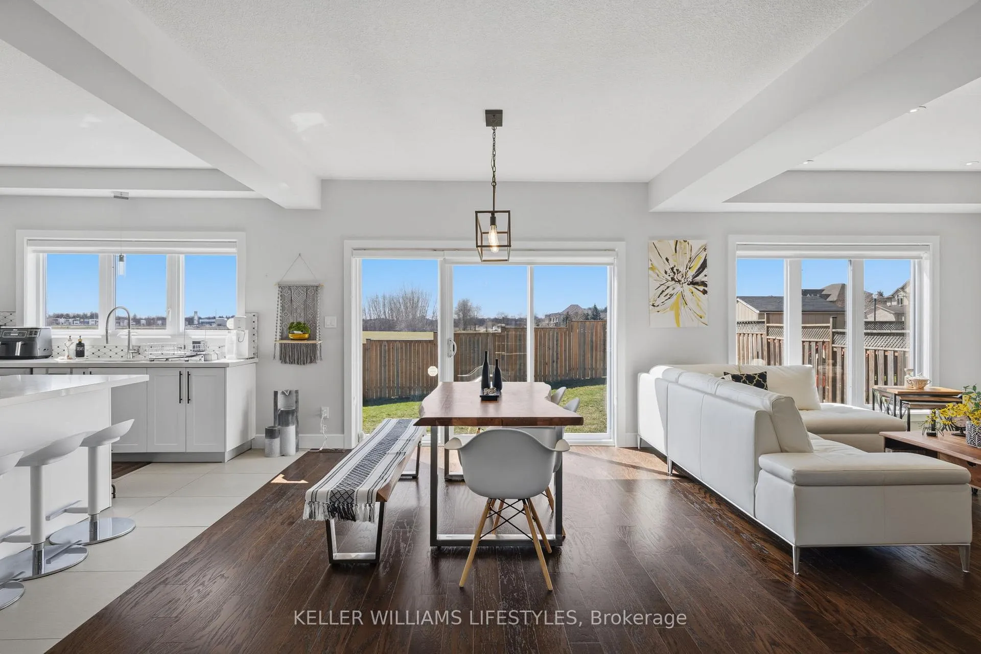 Photo 9 of 1615 Sandridge Lane, London, North D — HOMEH