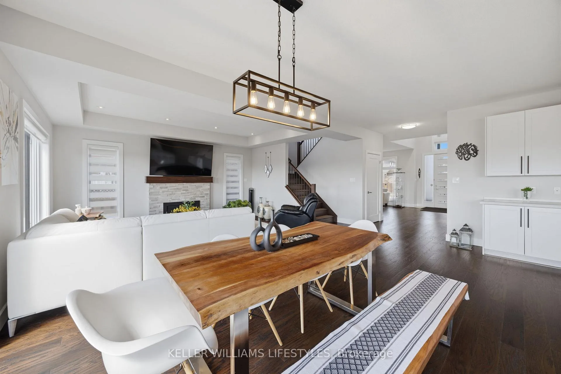 Photo 13 of 1615 Sandridge Lane, London, North D — HOMEH