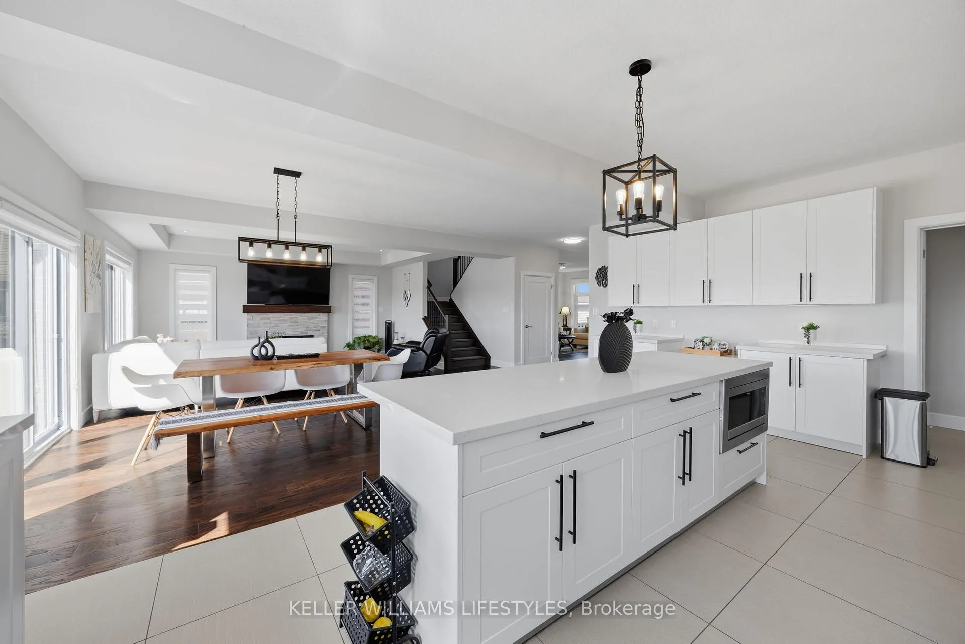 Photo 16 of 1615 Sandridge Lane, London, North D — HOMEH