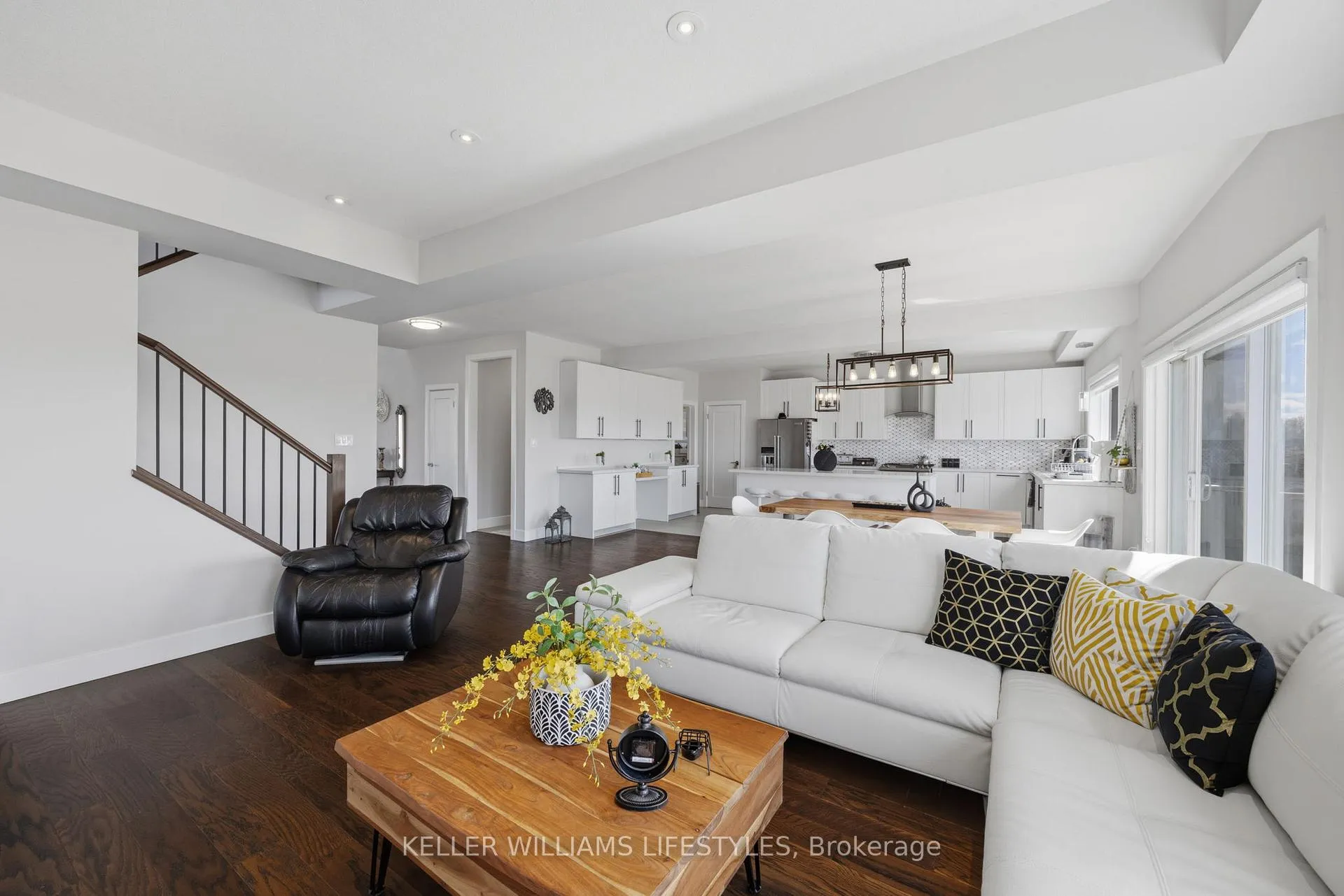Photo 19 of 1615 Sandridge Lane, London, North D — HOMEH