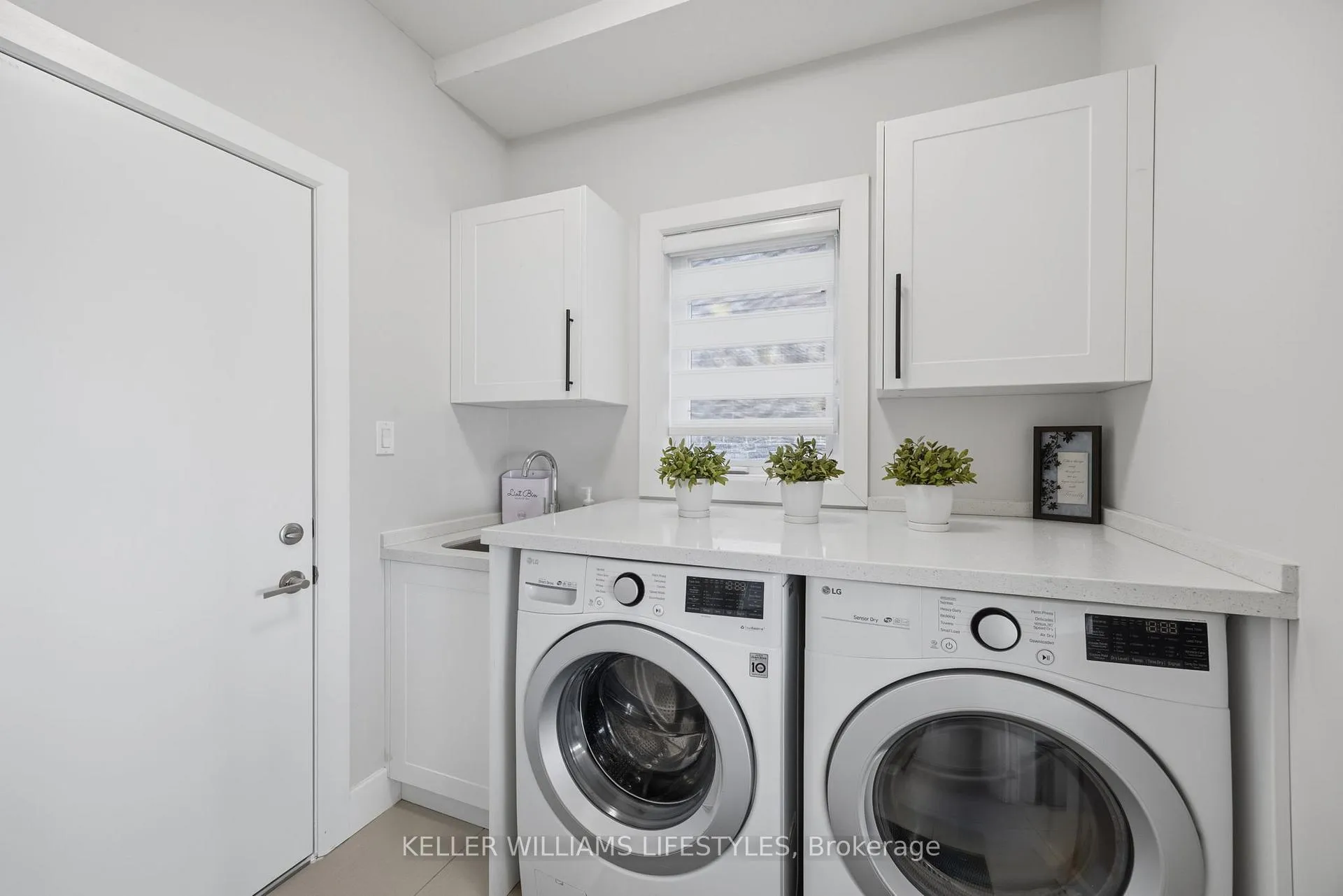 Photo 25 of 1615 Sandridge Lane, London, North D — HOMEH