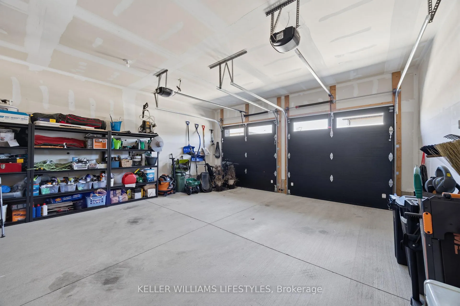 Photo 46 of 1615 Sandridge Lane, London, North D — HOMEH