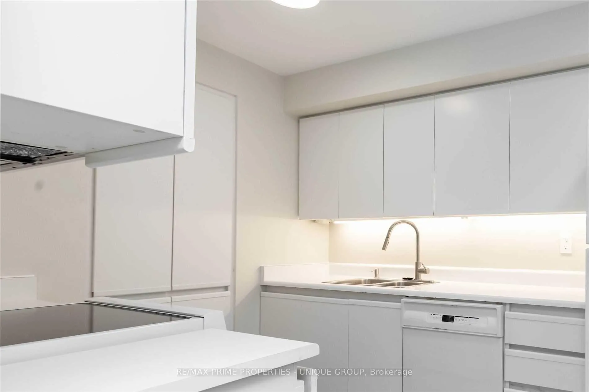 Photo 5 of Unit 715, 80 Front Street E, Toronto, Church-Yonge Corridor — HOMEH