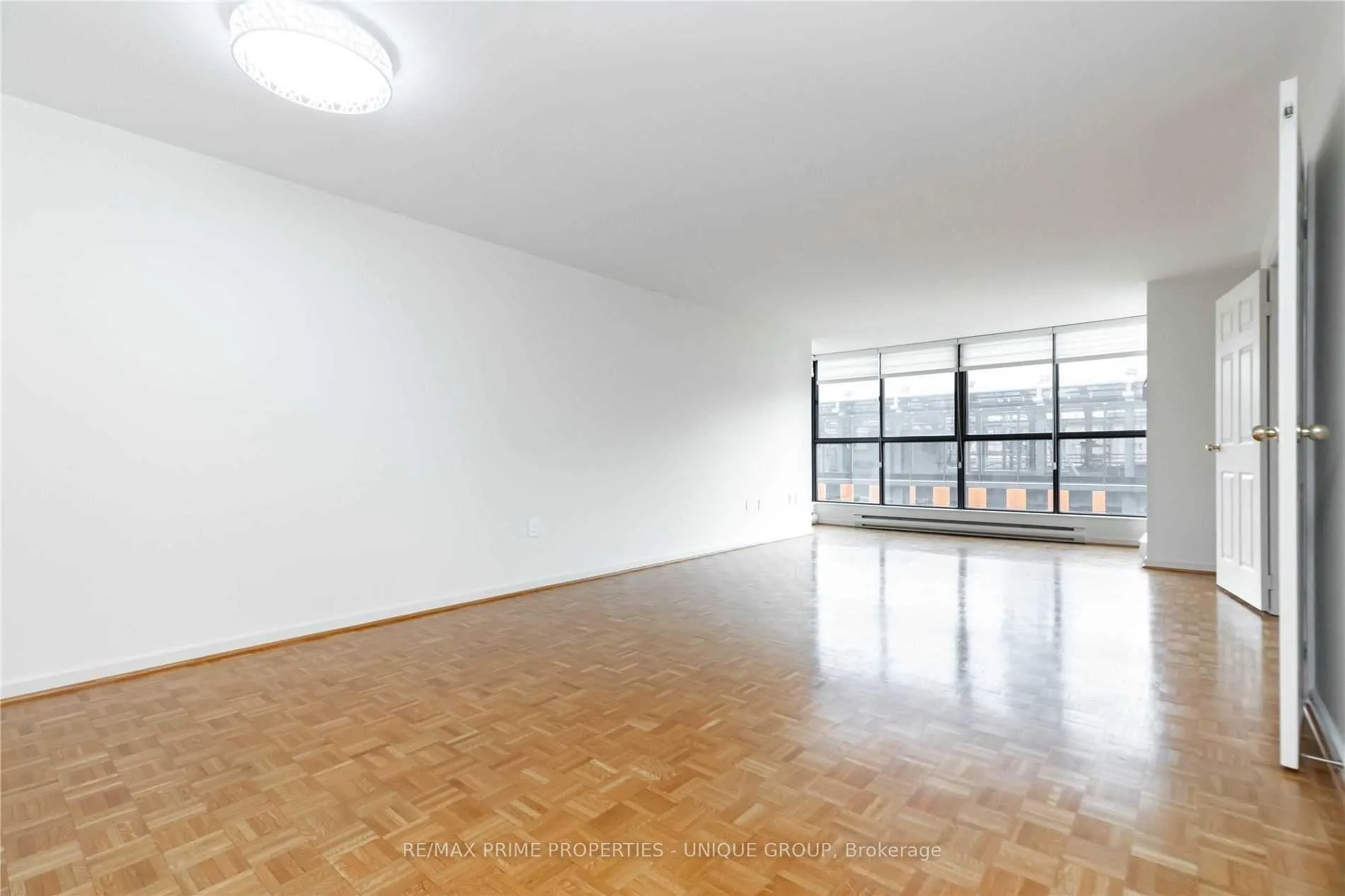 Photo 8 of Unit 715, 80 Front Street E, Toronto, Church-Yonge Corridor — HOMEH