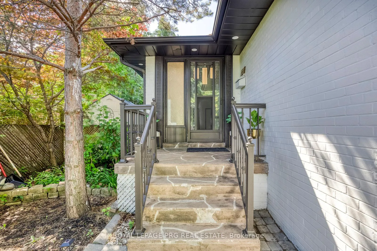 Photo 12 of 598 Wildwood Drive, Oakville, West — HOMEH