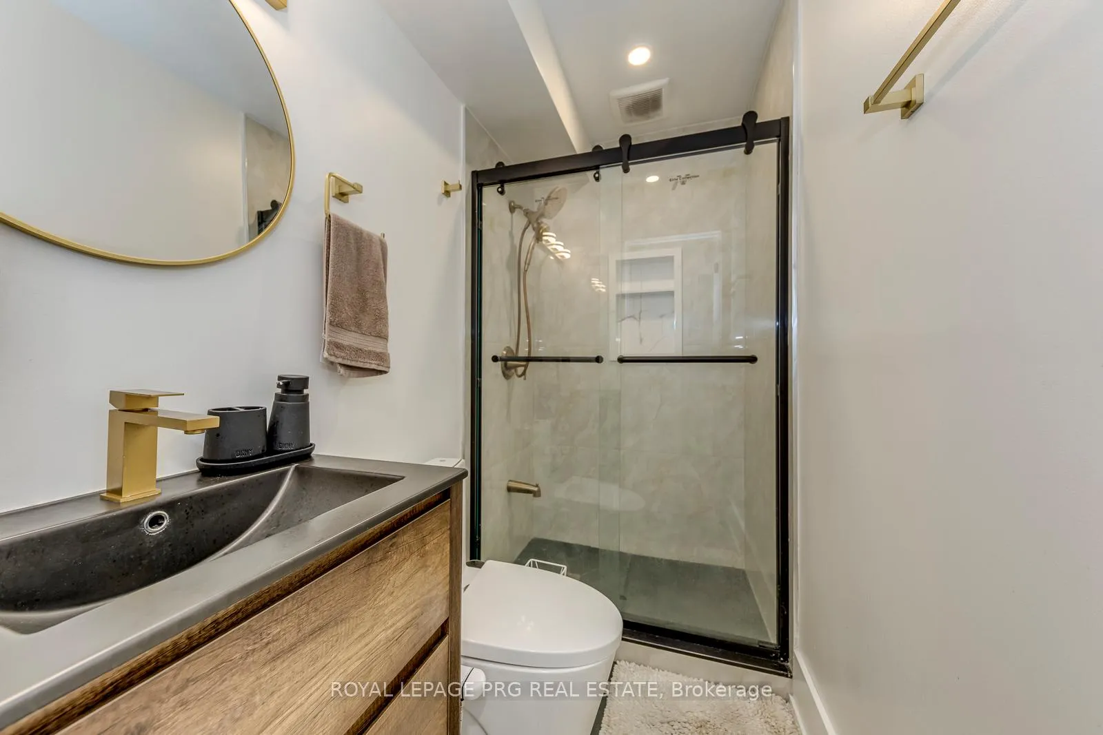 Photo 28 of 598 Wildwood Drive, Oakville, West — HOMEH