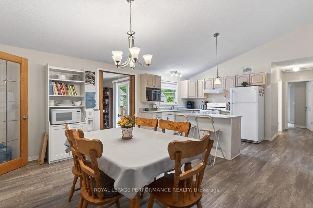 Photo 10 of 6580 Vista Patrick Private, Ottawa, Greely — HOMEH