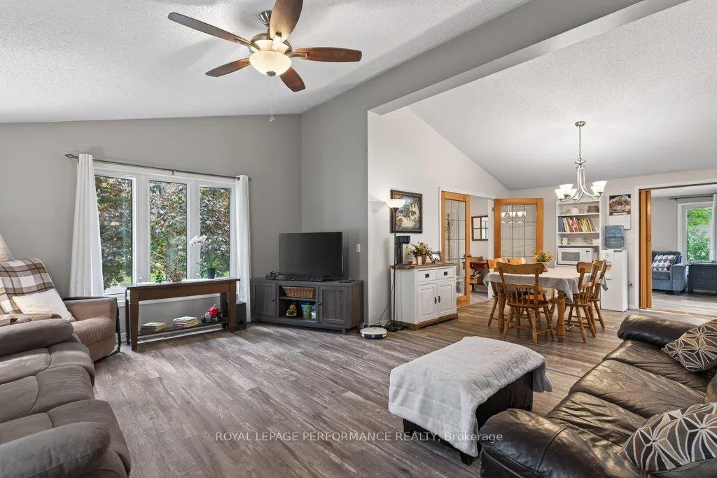 Photo 14 of 6580 Vista Patrick Private, Ottawa, Greely — HOMEH