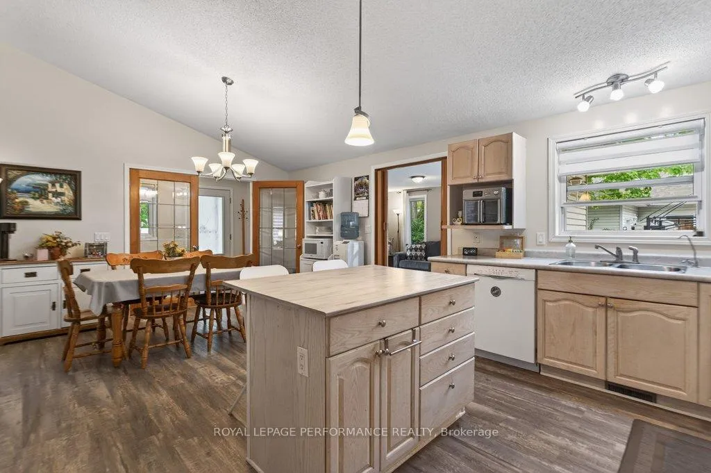 Photo 18 of 6580 Vista Patrick Private, Ottawa, Greely — HOMEH