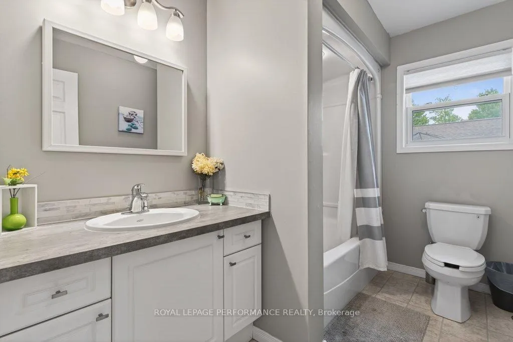 Photo 25 of 6580 Vista Patrick Private, Ottawa, Greely — HOMEH