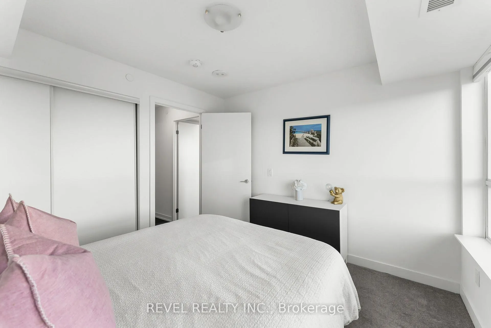 Photo 14 of Unit 1704, 1455 Celebration Drive, Pickering, Bay Ridges — HOMEH