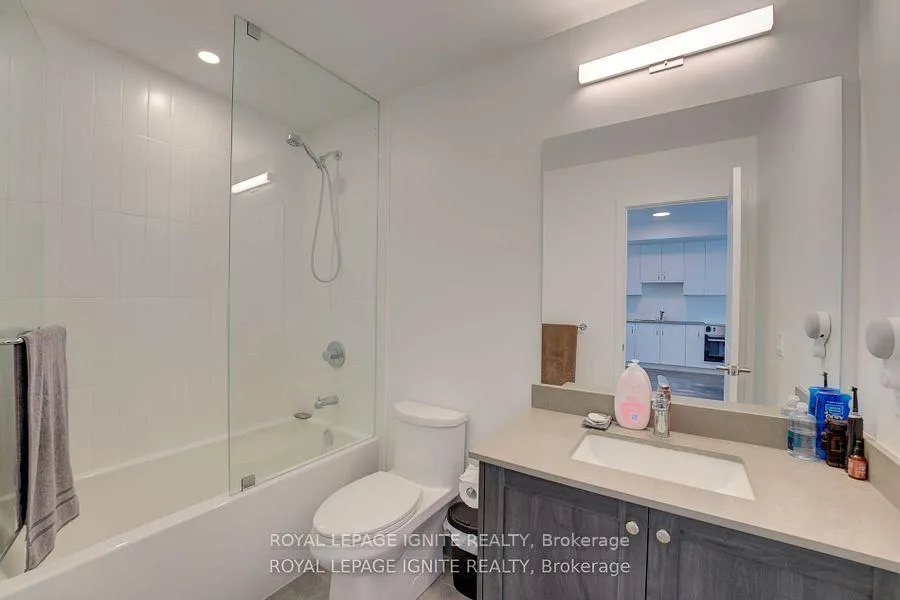 Photo 22 of Unit 327, 385 Arctic Red Drive, Oshawa, Windfields — HOMEH