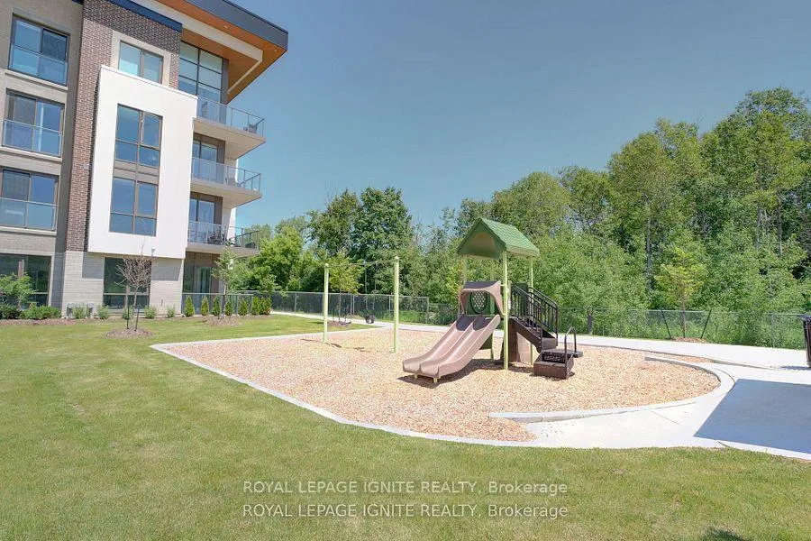 Photo 30 of Unit 327, 385 Arctic Red Drive, Oshawa, Windfields — HOMEH