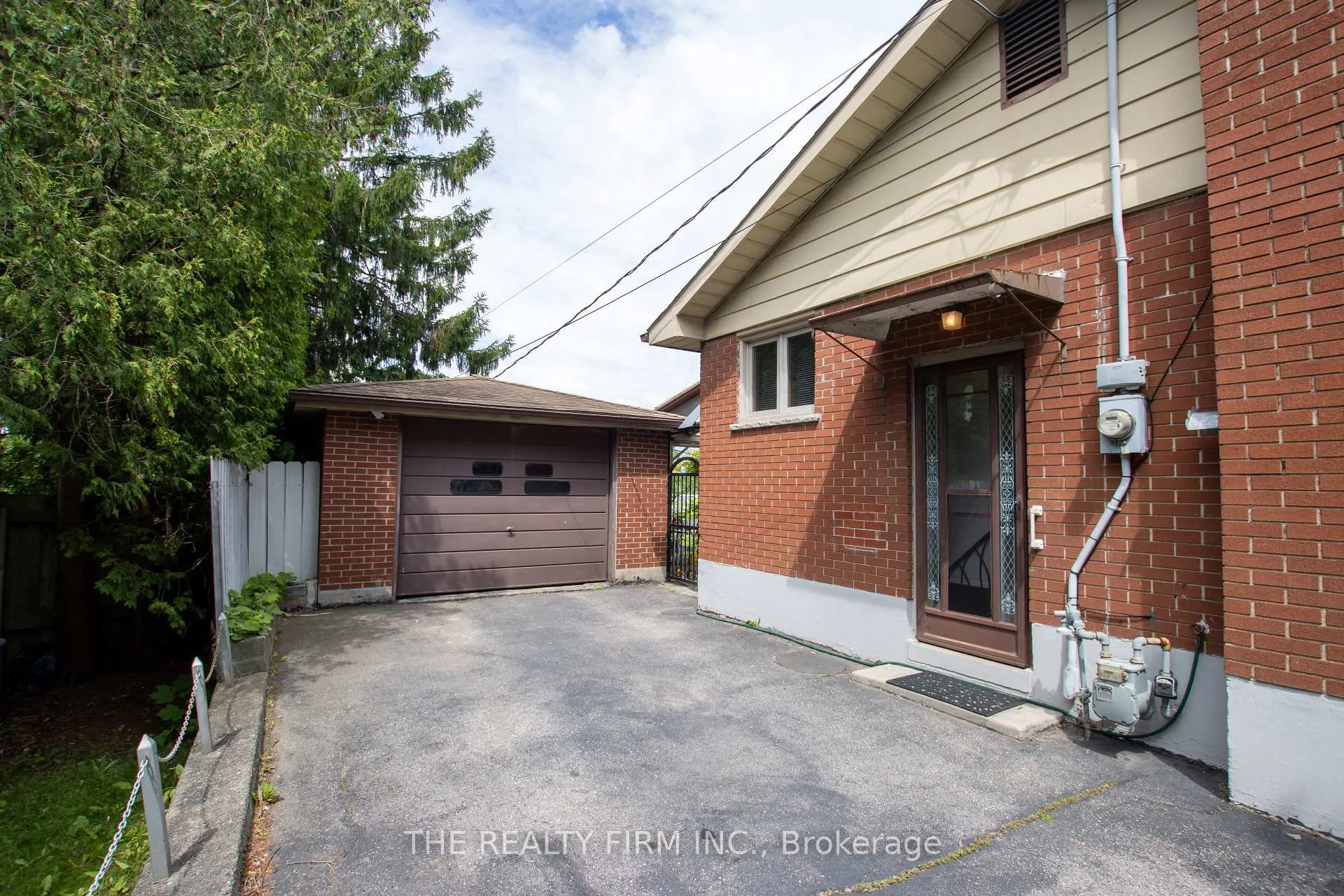 Photo 5 of 287 Panorama Crescent, London, South J — HOMEH