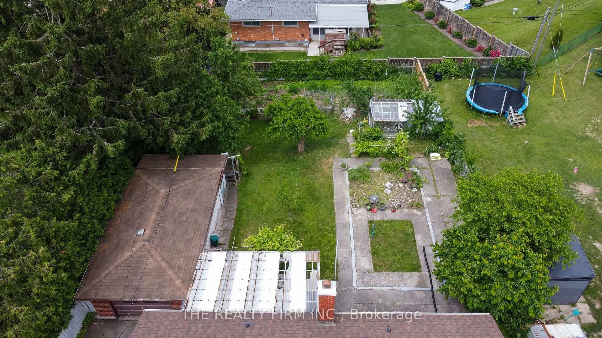 Photo 38 of 287 Panorama Crescent, London, South J — HOMEH
