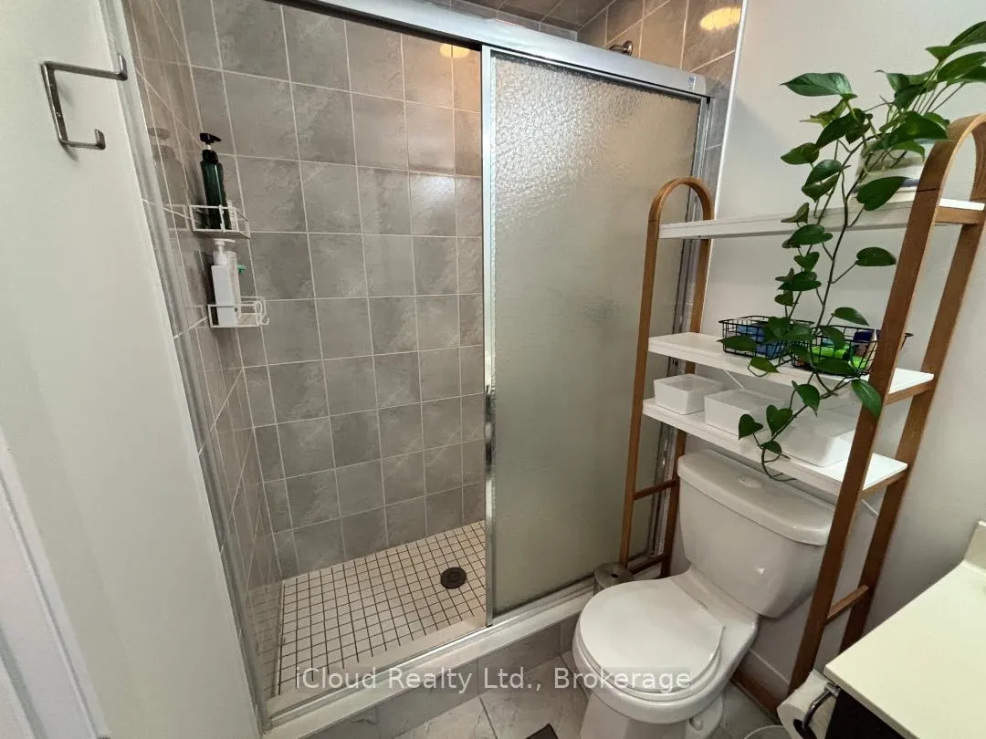 Photo 8 of Unit 410, 68 Merton Street, Toronto, Mount Pleasant West — HOMEH