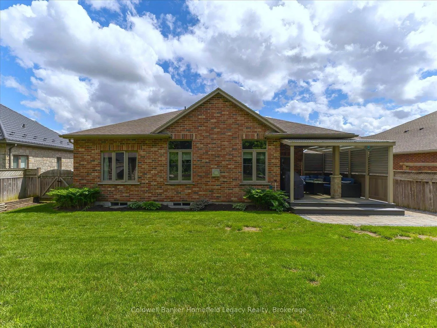 Photo 10 of 46 Trillium Crescent, St. Marys — HOMEH