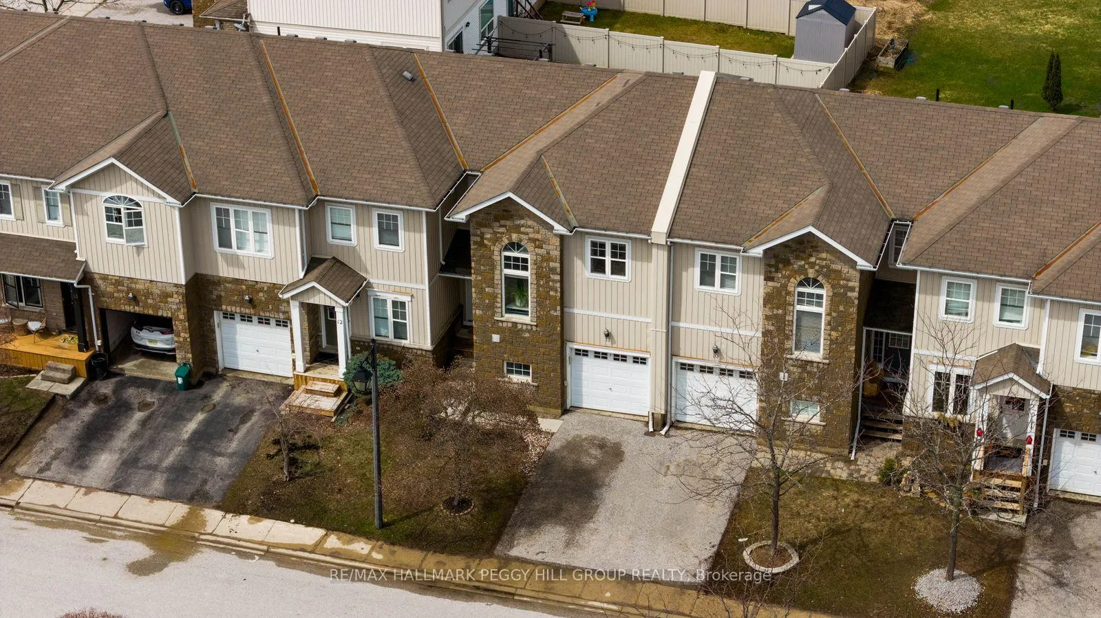 Photo 14 of Unit 11, 800 West Ridge Boulevard, Orillia — HOMEH