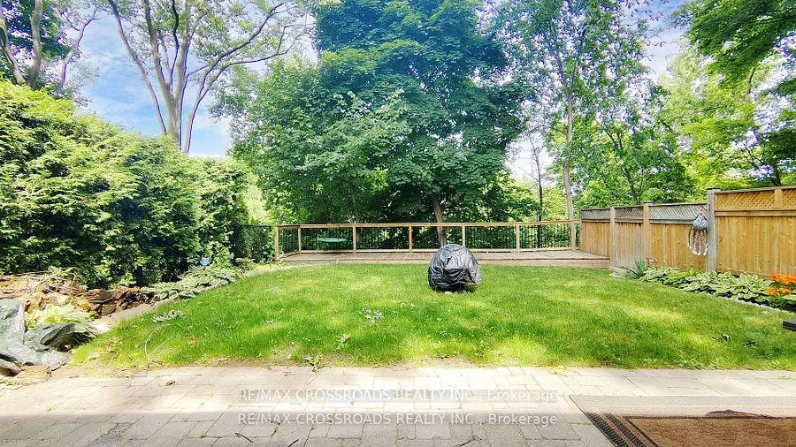 Photo 34 of 12A Delroy Drive, Etobicoke, Stonegate-Queensway — HOMEH