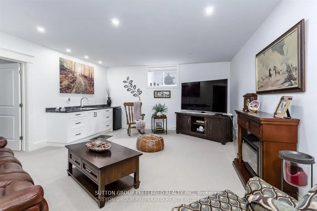 Photo 24 of 13 River Oaks Drive, Norwich, Otterville — HOMEH
