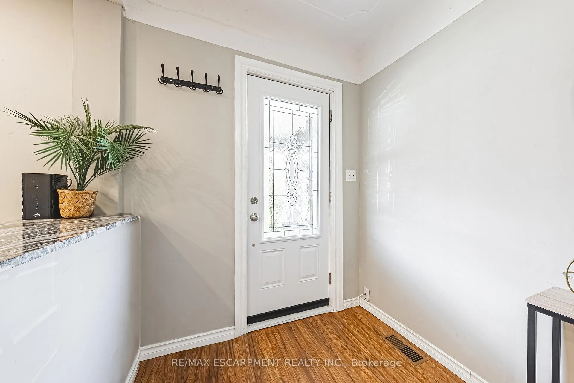 Photo 11 of 24 Rowanwood Street, Hamilton, Industrial Sector — HOMEH