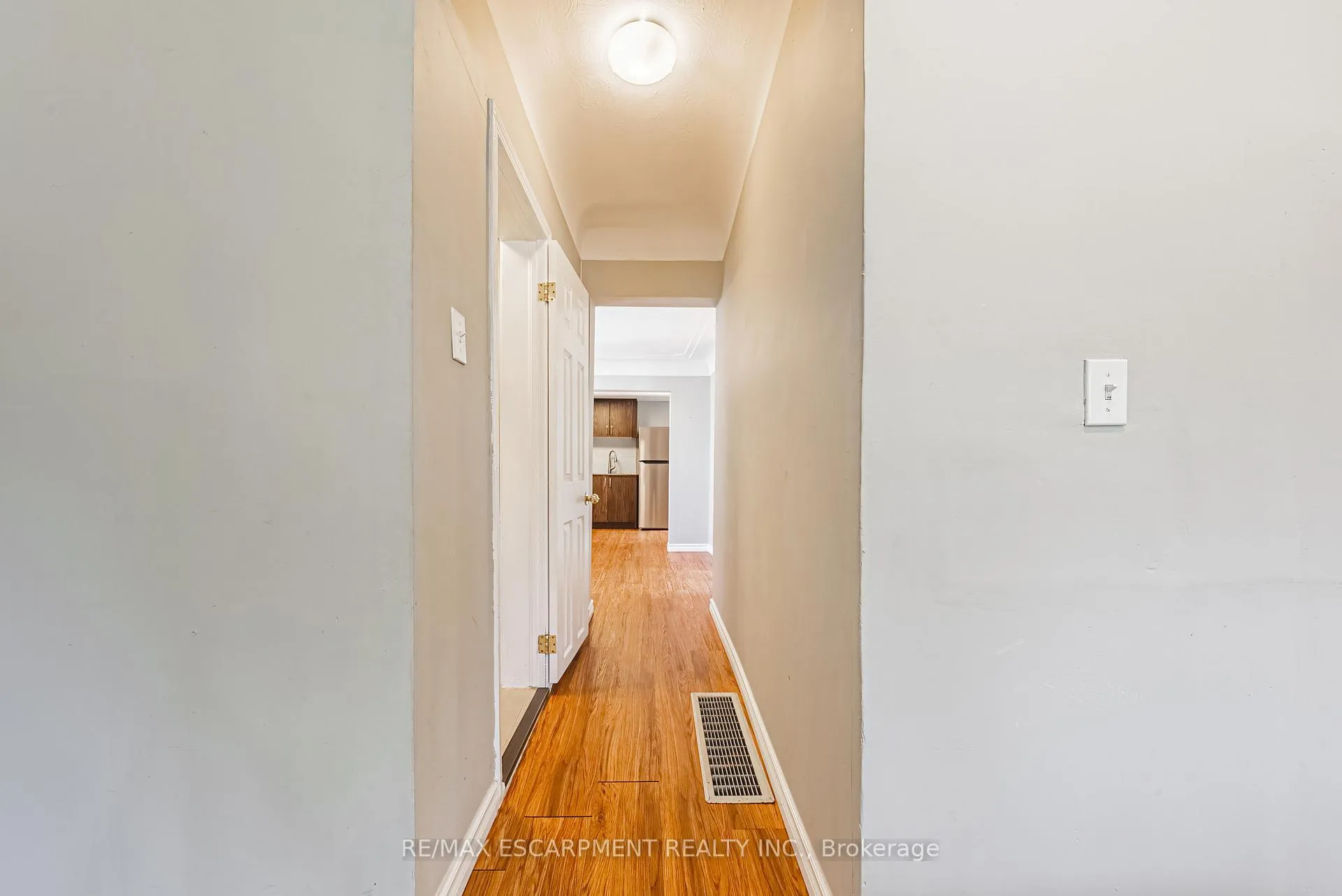 Photo 16 of 24 Rowanwood Street, Hamilton, Industrial Sector — HOMEH
