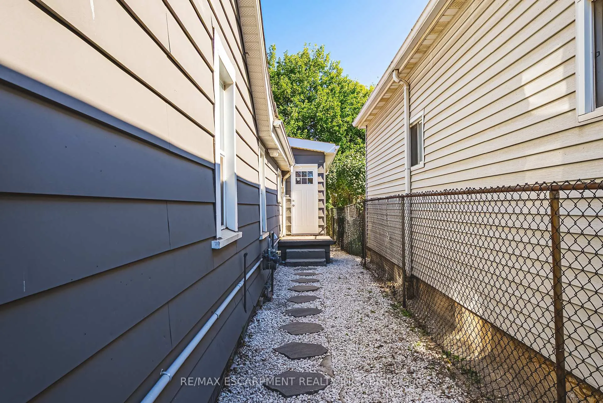 Photo 5 of 24 Rowanwood Street, Hamilton, Industrial Sector — HOMEH