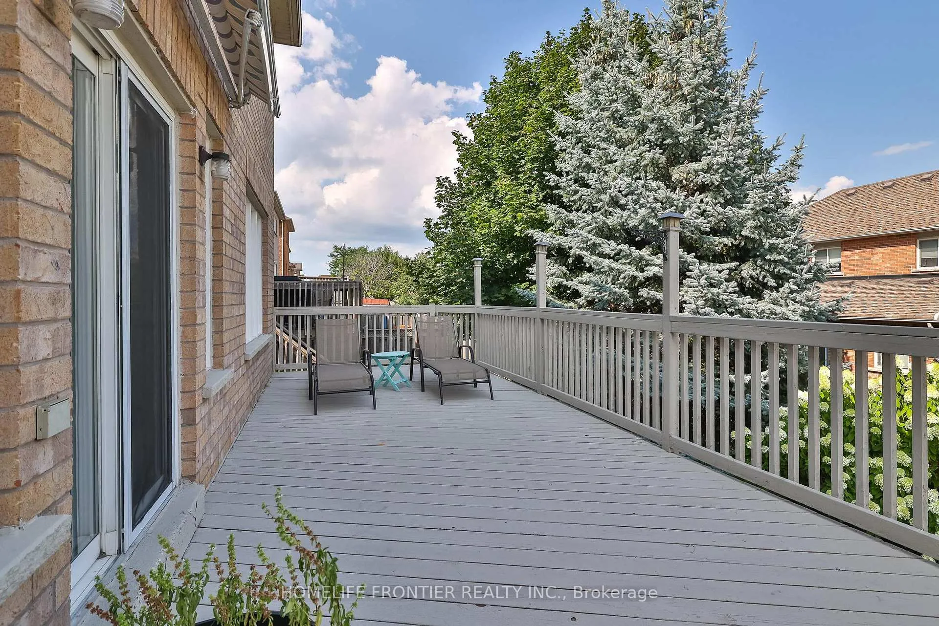 Photo 21 of 110 Red River Crescent, Newmarket, Woodland Hill — HOMEH