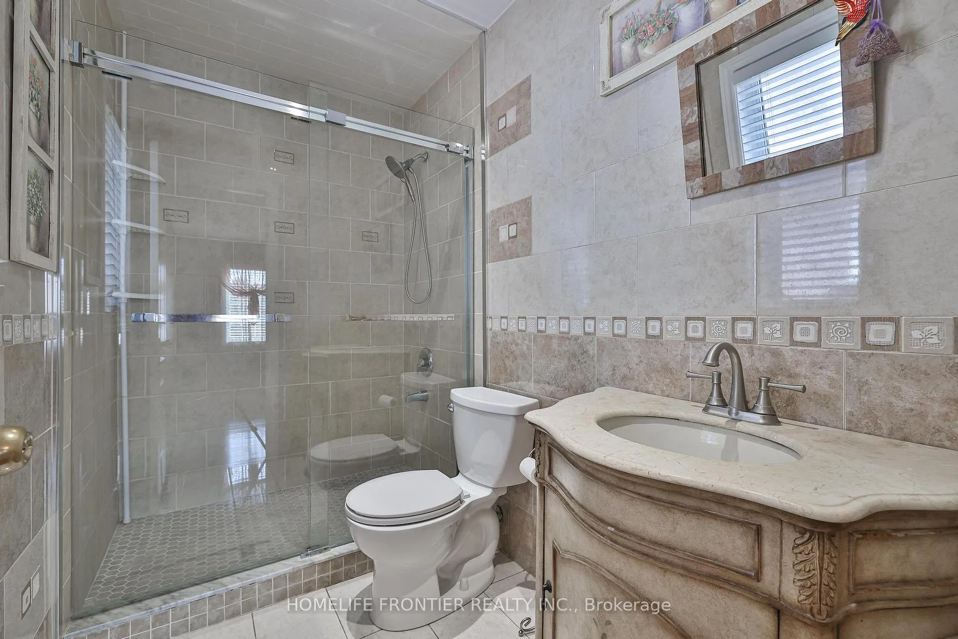 Photo 27 of 110 Red River Crescent, Newmarket, Woodland Hill — HOMEH