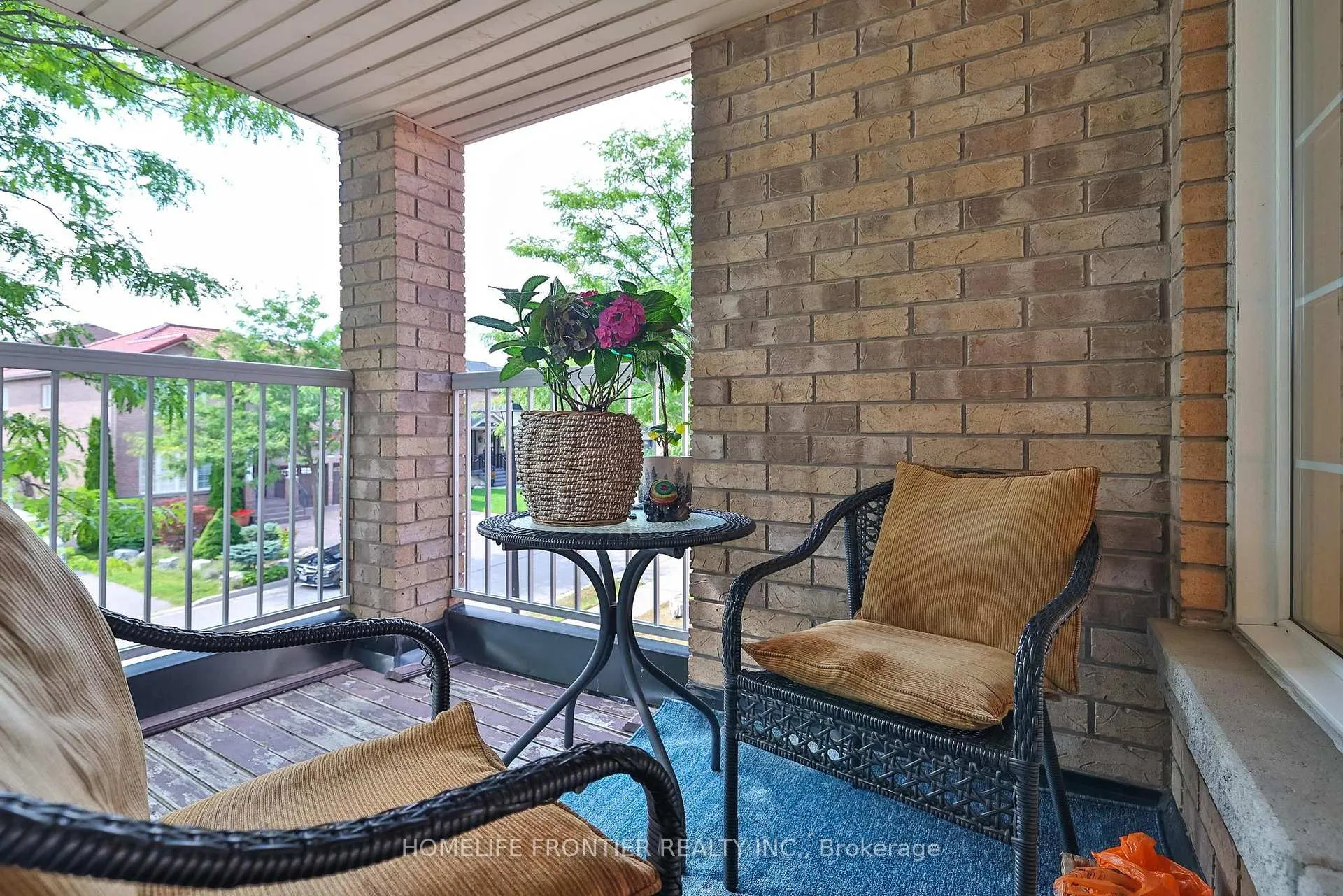 Photo 38 of 110 Red River Crescent, Newmarket, Woodland Hill — HOMEH