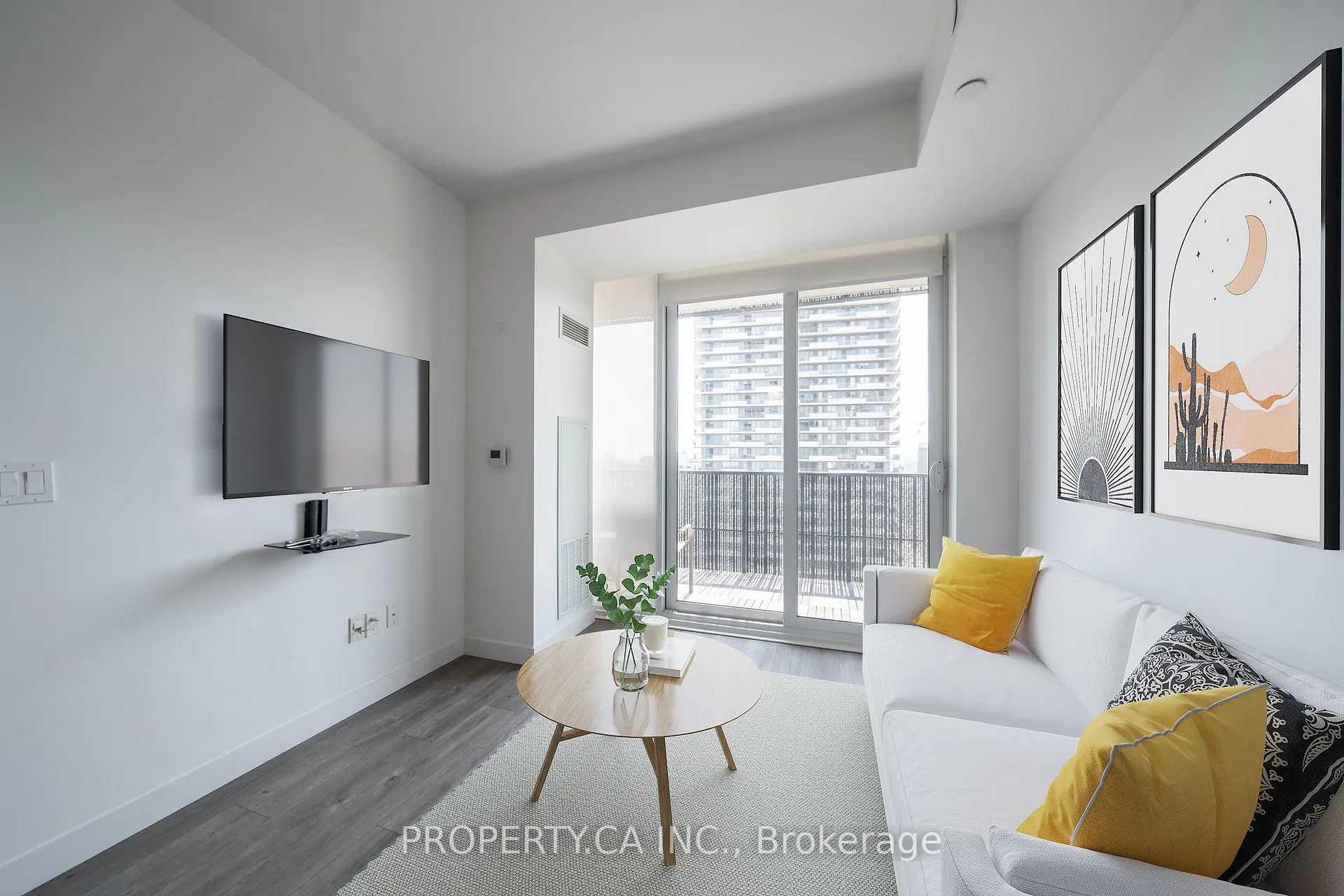 Photo 3 of Unit 1412, 8 Eglinton Avenue E, Toronto, Mount Pleasant West — HOMEH