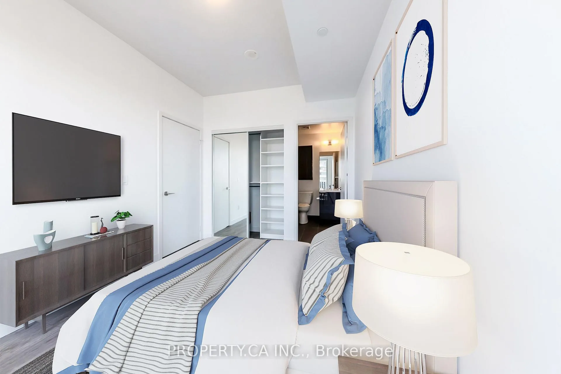 Photo 6 of Unit 1412, 8 Eglinton Avenue E, Toronto, Mount Pleasant West — HOMEH