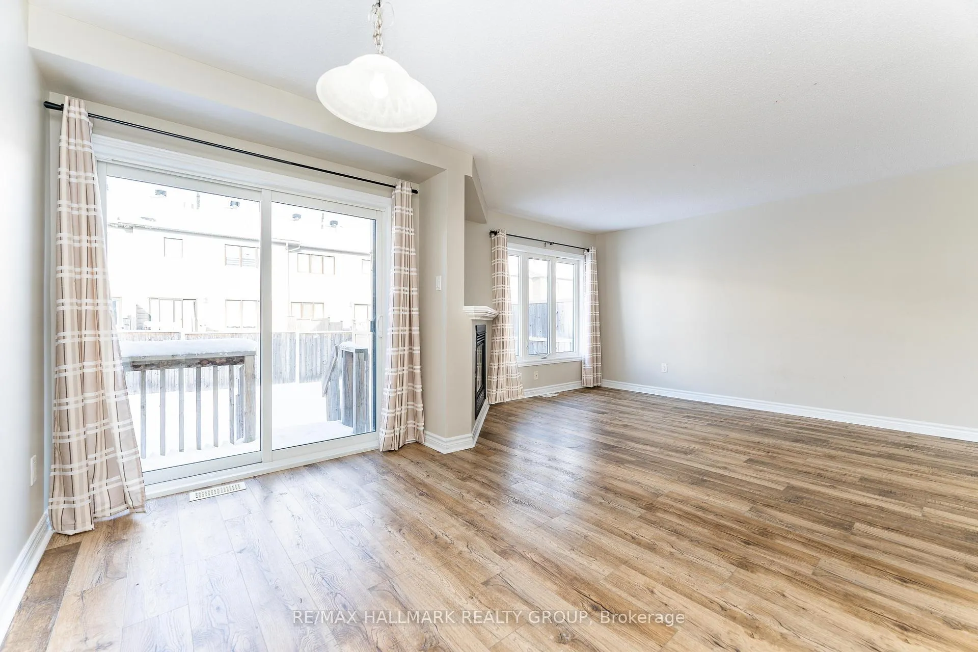 Photo 12 of 155 Calvington Avenue, Ottawa, Kanata - Kanata Lakes/Heritage Hills — HOMEH