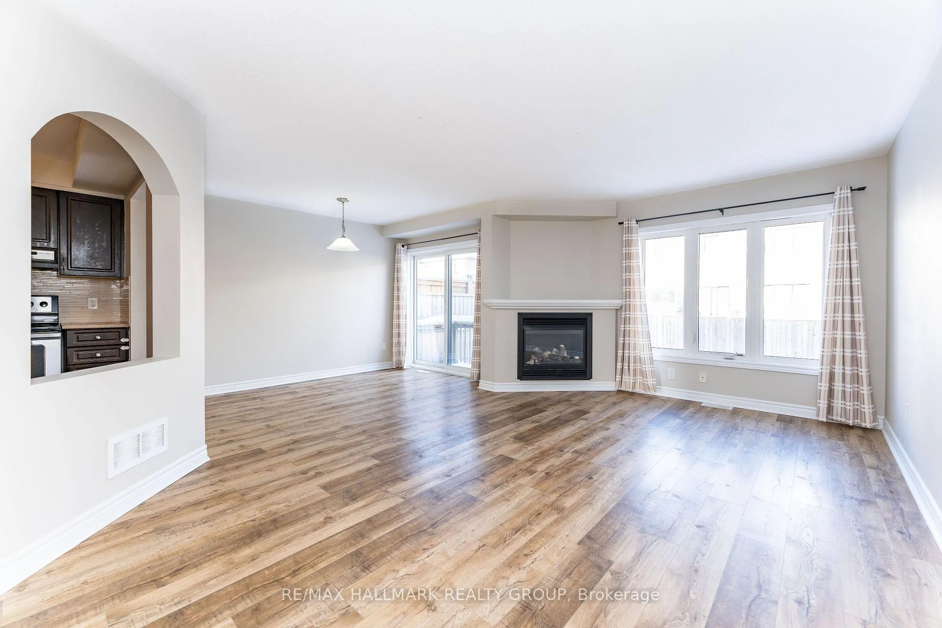 Photo 15 of 155 Calvington Avenue, Ottawa, Kanata - Kanata Lakes/Heritage Hills — HOMEH
