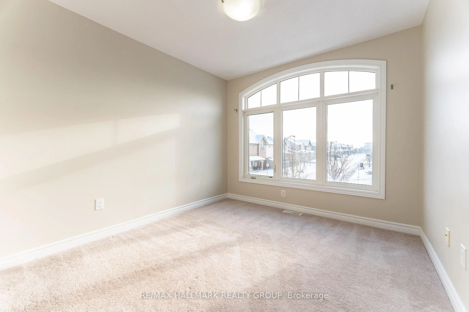 Photo 17 of 155 Calvington Avenue, Ottawa, Kanata - Kanata Lakes/Heritage Hills — HOMEH